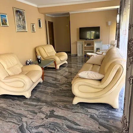 Docara Urban Guest house