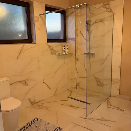 Docara Urban Guest house 3*